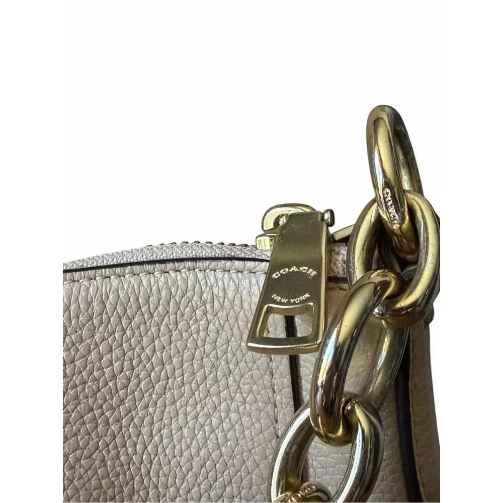 Coach Chelsea Hobo 32 Beechwood Pebbled Leather Shoulder Crossbody Bag